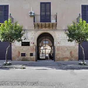 bb-palazzo-corselli.sicilyhotelsitaly.net/